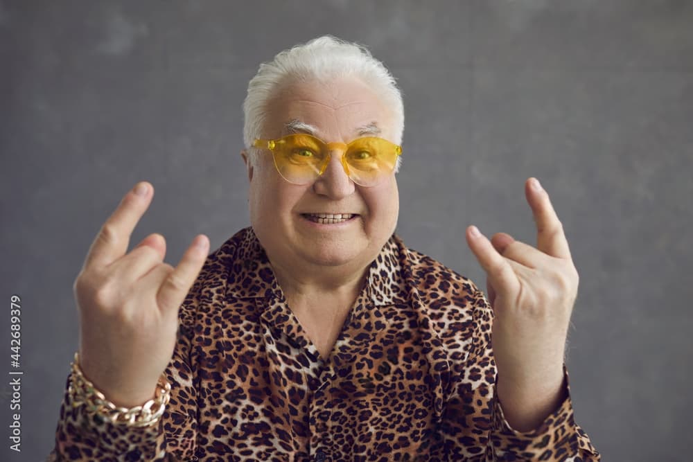 Collage of iconic 90s websites including Nick.com and Blockbuster